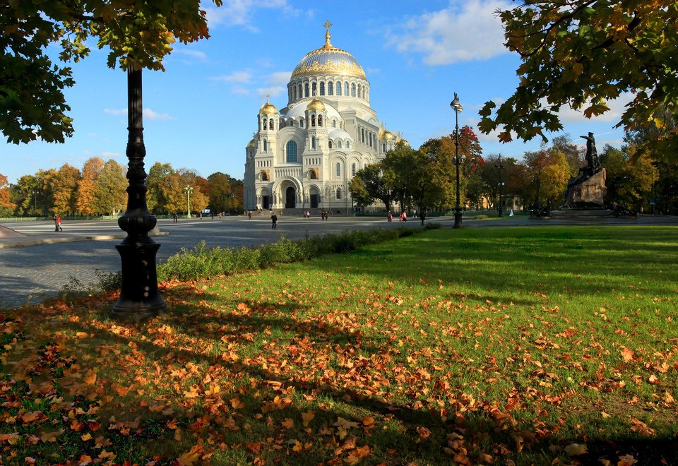 Никольский собор в Санкт Петербурге осень