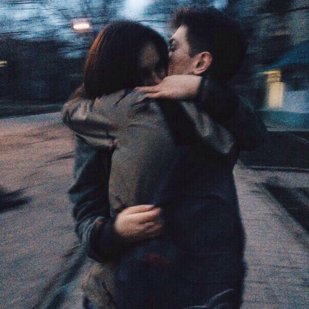 А может все же есть любовь?