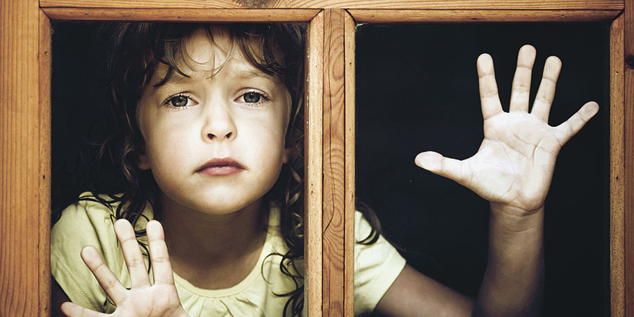 Как много родственников этих...