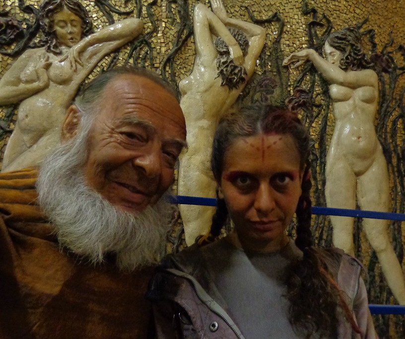 Проглоти меня не больно! Году Кино