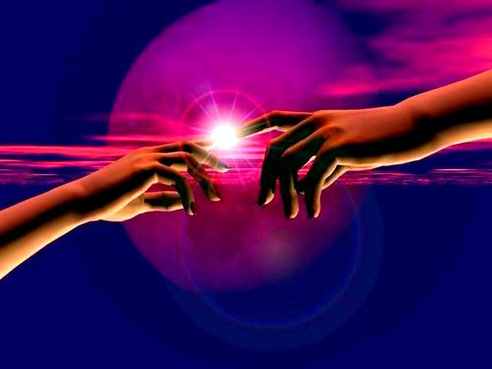 Позвольте к вашим душам прикоснуться