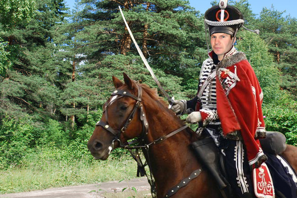 А где такие гусары ездят?