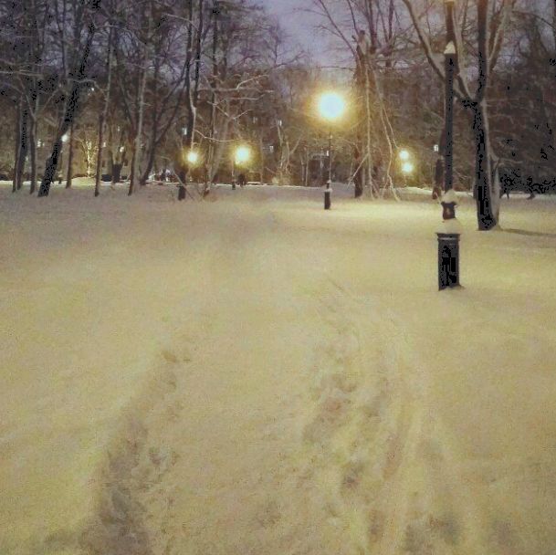 А шар земной