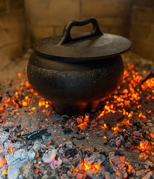 чаинокк красныхх мишура уголёковв исскры