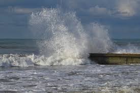 Штормовое море