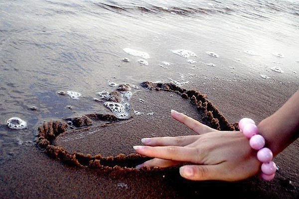 Я в памяти своей тебя храню