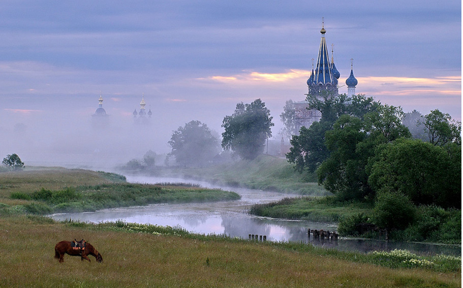 Над рецензией - о патриотизме и духовности