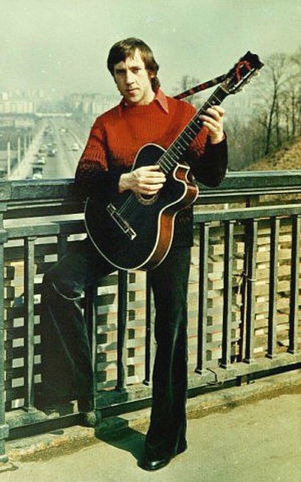 В июле... В восьмидесятом...