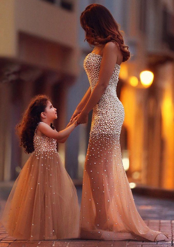 Летают аисты над домом