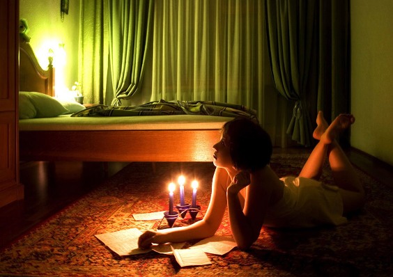 То ли дождь за окном, то ли снег