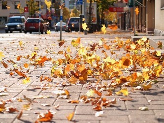 Не ревнуй меня к прошлому, милый...