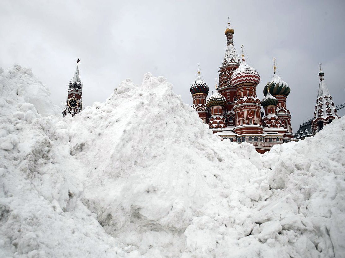 Снежная Москва