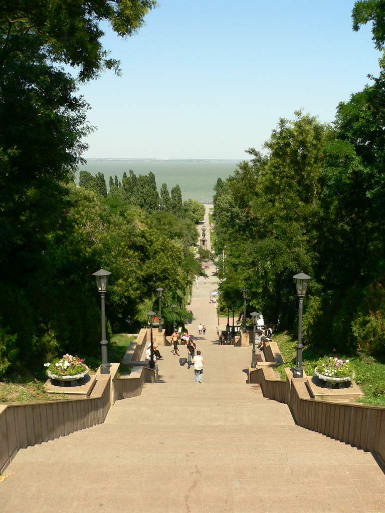 Была не раз я в Таганроге...