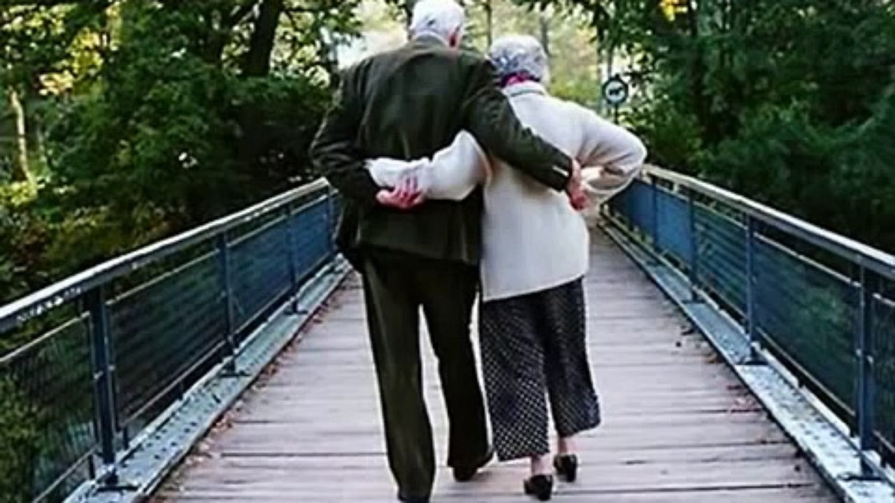 С тобой и к чёрту, я - не прочь!