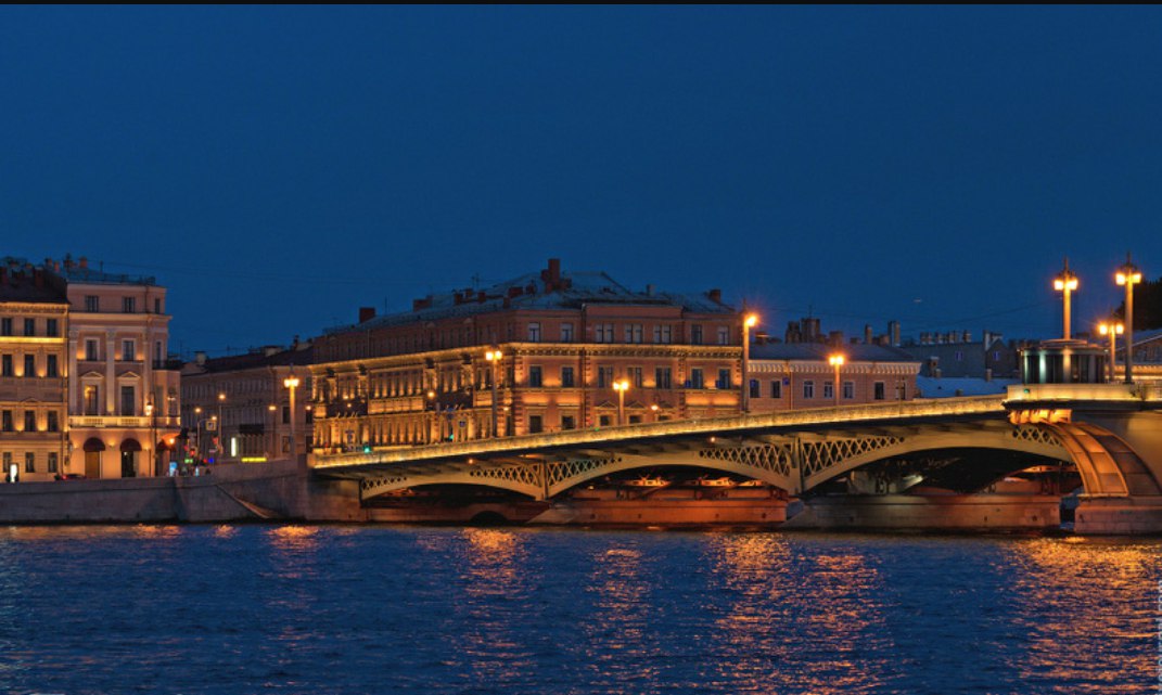 В городе на Неве...