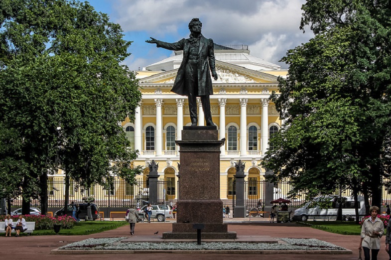 Нам не найти таких вершин