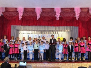 Школьным друзьям