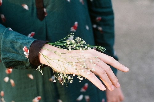 Судили и рядили - те, где ей места нет...