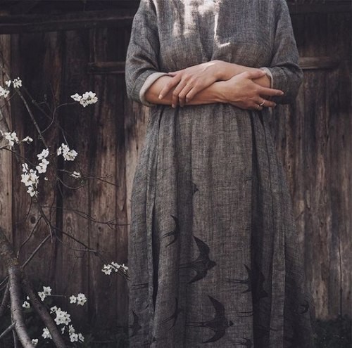 Одинокой женщины - судьба, это бездорожье