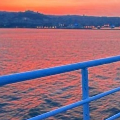 И это пережить тебе желаю сил