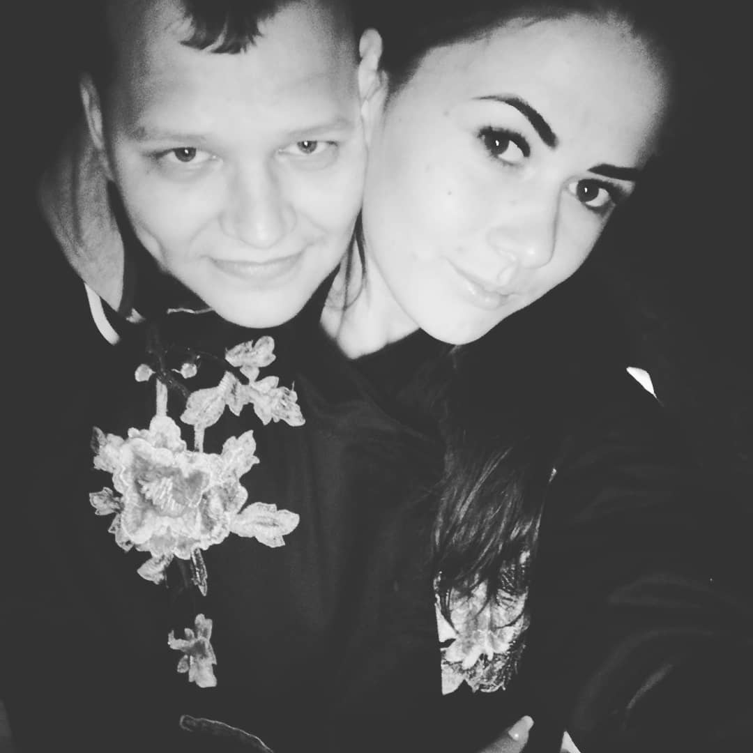 И снова вечер, и снова стемнело,