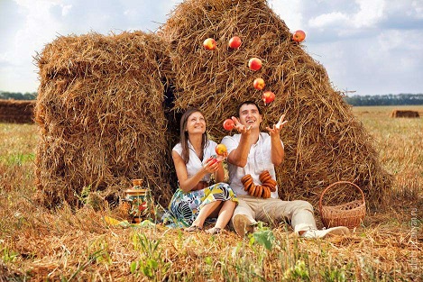А есть восторг, куда тайком!