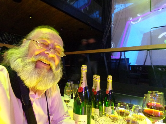 В бар пришёл я!.. Году Кино