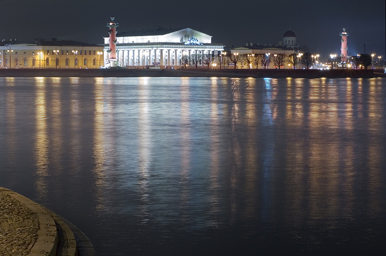 Фонари над Невою