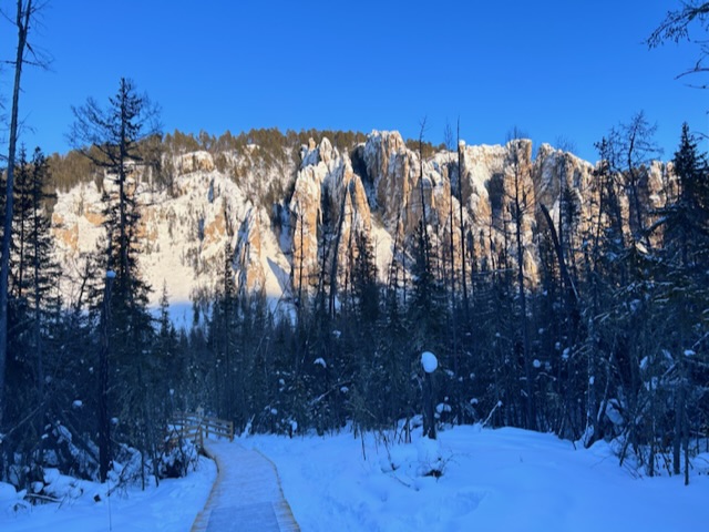 Из цикла 12месяцев. Горные вершины