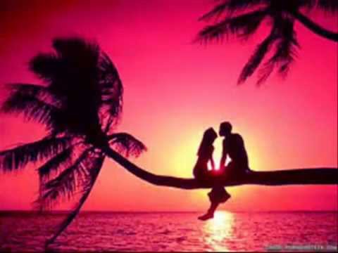 Любит Муза моя малину - перевод