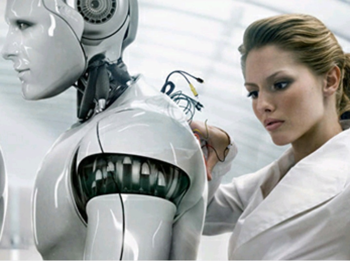 Робот Халкер