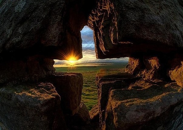 Не надо, милые, не надо...