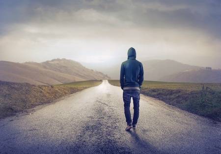 Не умер в 33...