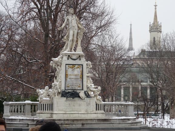 Музыка бродит по улицам Вены...