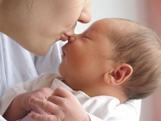 Без диплома, просто - мать!