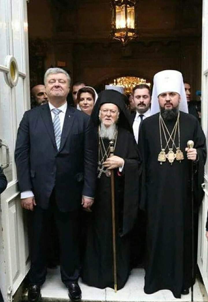 ПЦУ Стремятся свой лик протиснуть в истории строки