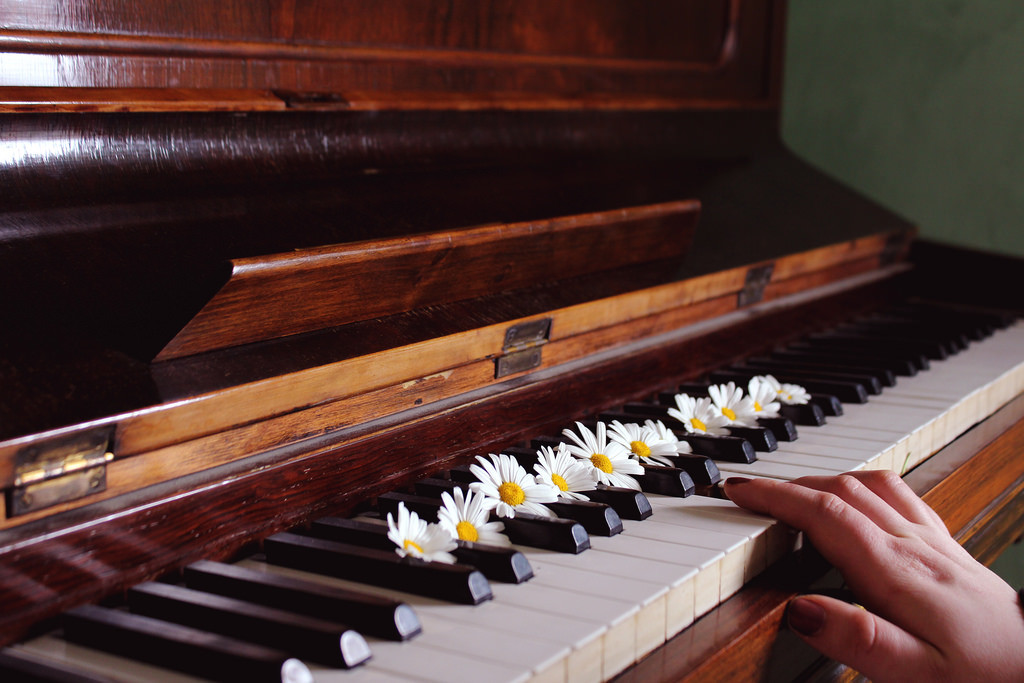 Закат, прошу - не торопись...