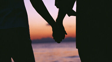 Я вновь к тебе с любовью льну...