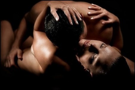 Мгновенья той немыслимой любви