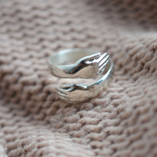 Давай обнимемся