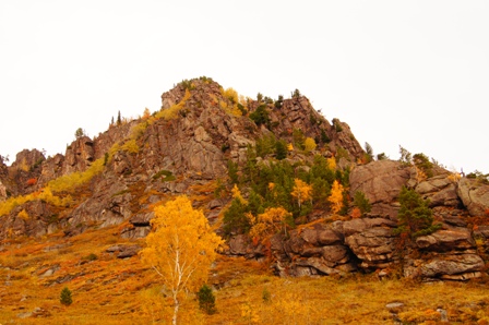 А вечные горы остаются стоять...