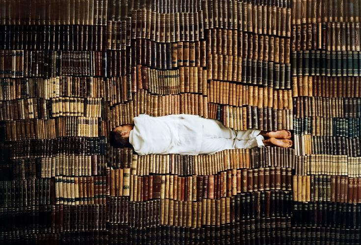 ты, такая бесценная вне времени