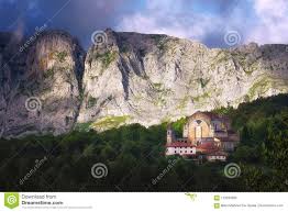 Святилище в горАх