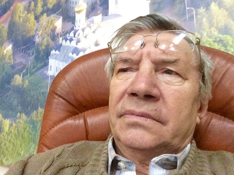 В. Парфёнову