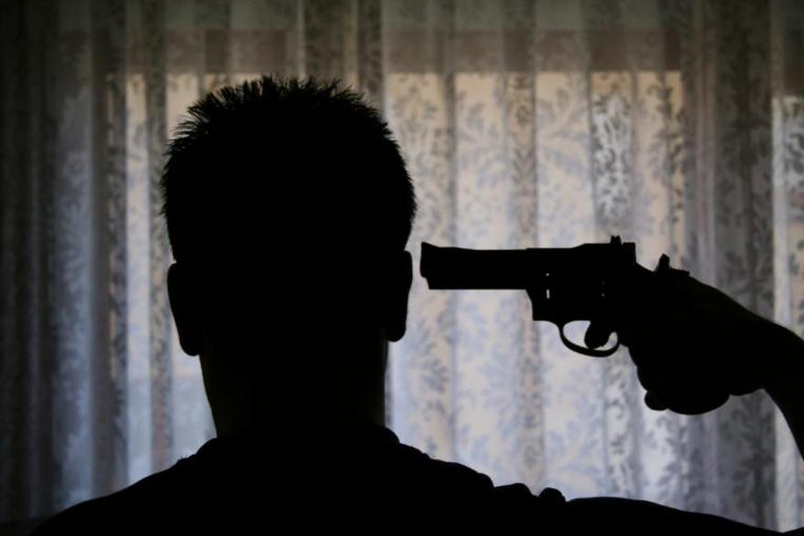 Картинка выстрел в голову прикол