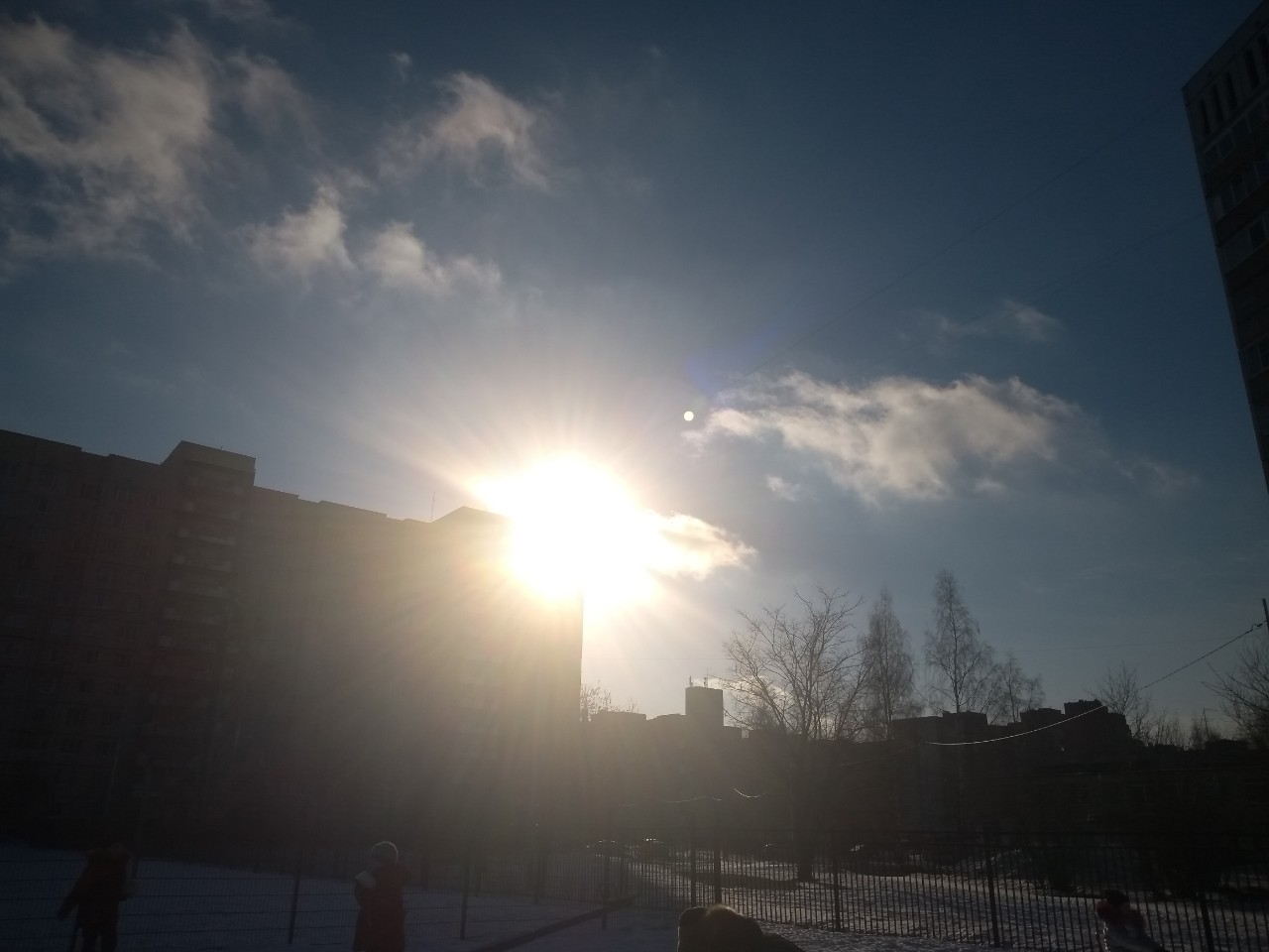 Зимний солнца луч