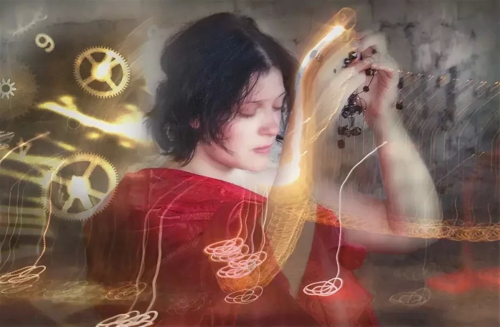 руны красоты. руны зомбирование внушение. ставы руны на привлекательность. рунический став морок на красоту. морок женщина.