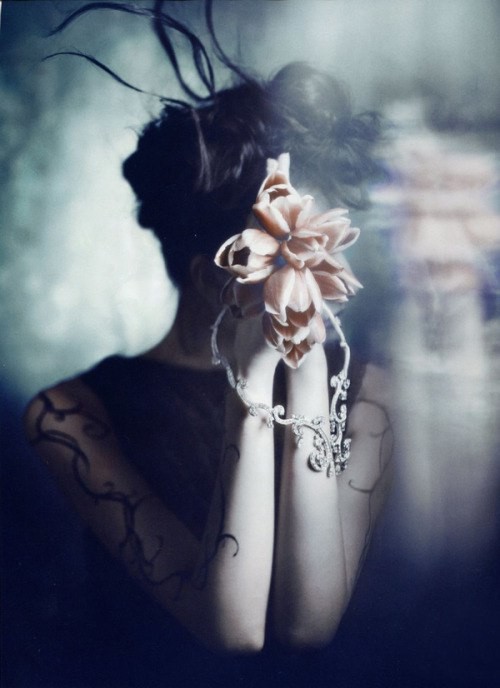 Не разменяй все чувства на гроши