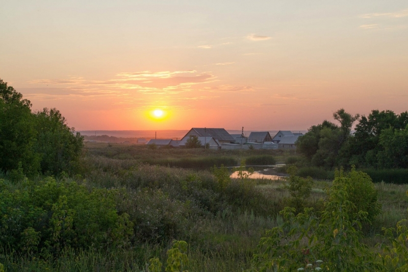 За тучи солнышко садилось... Из Ирины Боговиной