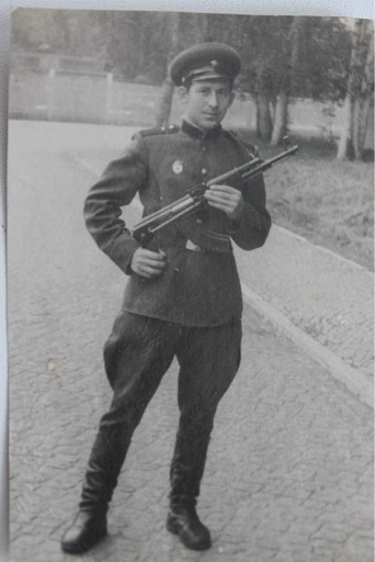 Вячеславу Борисовичу Седову